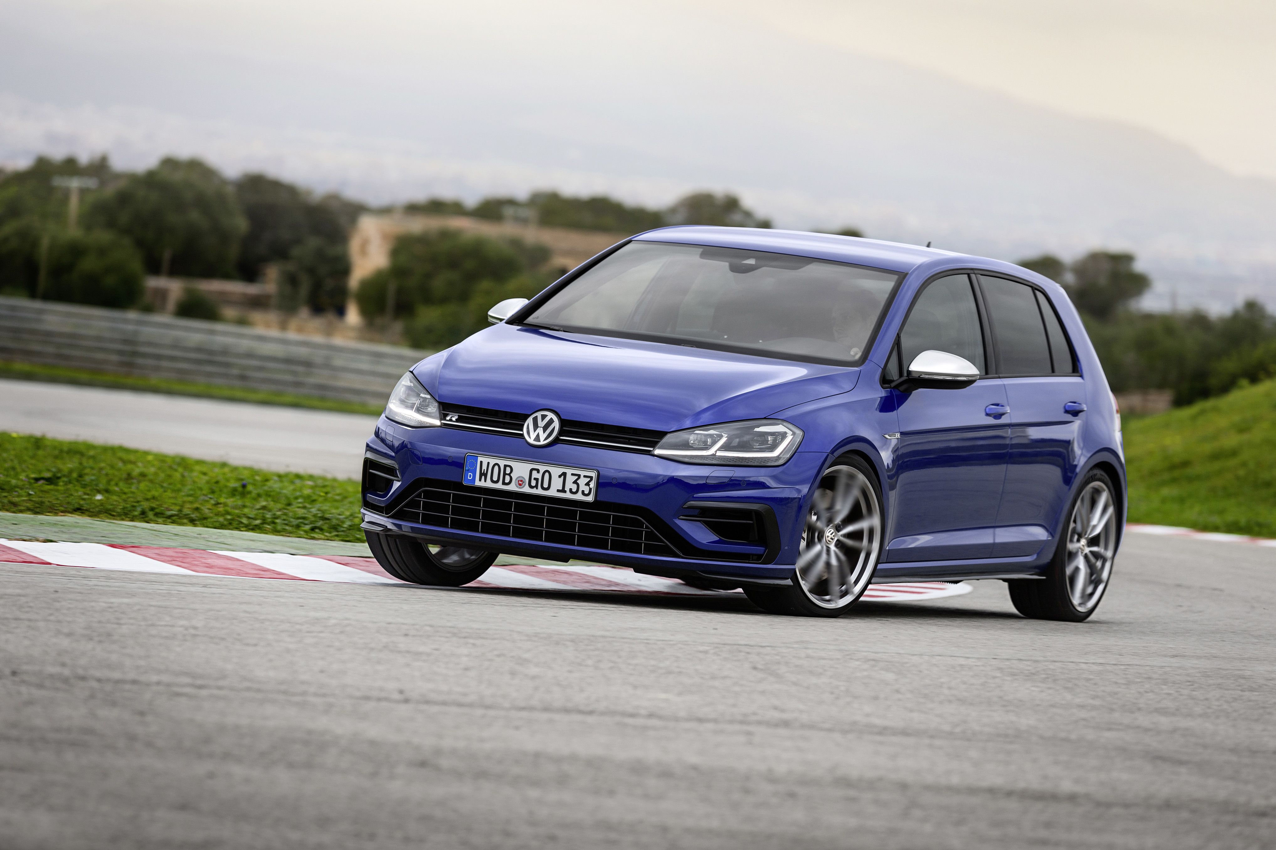 Volkswagen golf r mk7