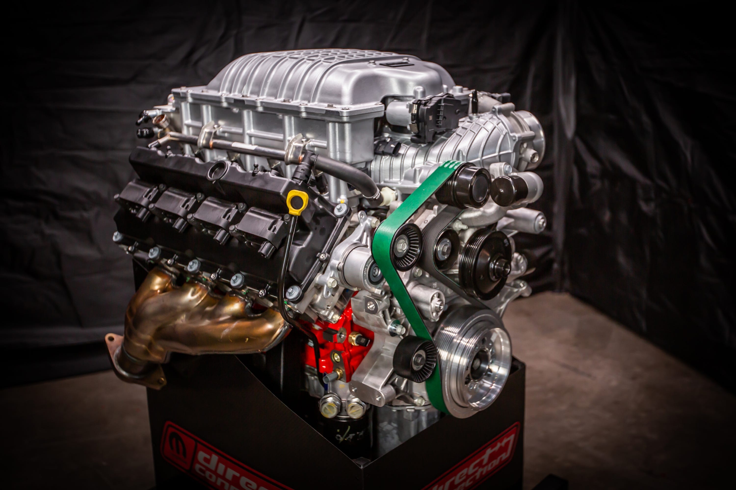 Dodge Brings New 1100-HP Hellephant Crate Engine to SEMA