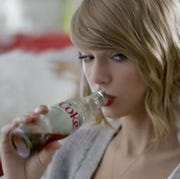 テイラー スウィフト Taylor Swift記事一覧 ハーパーズ バザー Harper S Bazaar 公式