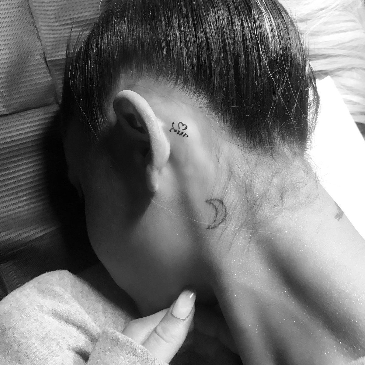A Guide to Ariana Grande's Tattoos - How Many Tattoos Does Ariana Grande  Have?