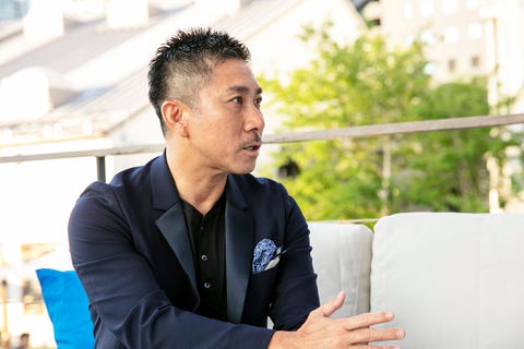 ドゥ ラ メールの ブルー ハート 活動を 前園真聖さんがレポート ー 海洋保護を世界へ そして子どもたちへとつなげるために ドゥ ラ メールの ブルー ハート 活動を 前園真聖さんがレポート ー 海洋保護を世界へ そして子どもたちへとつなげるために