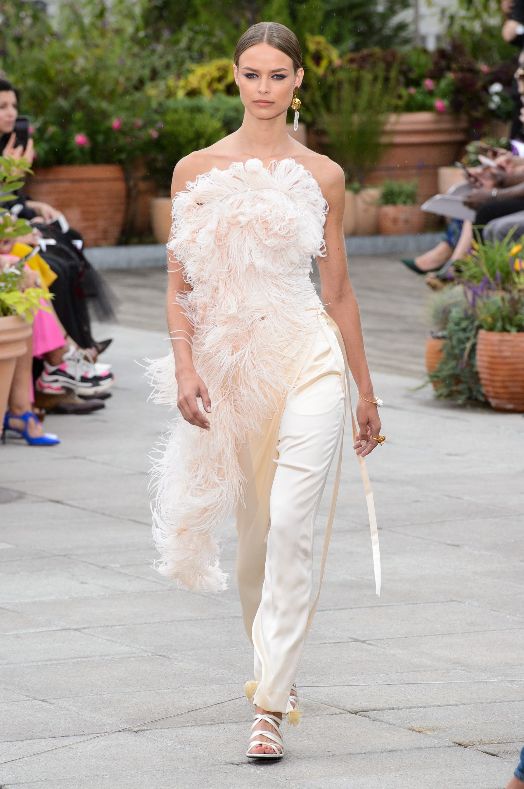 Transparent Pictures of Oscar De La Renta Dresses