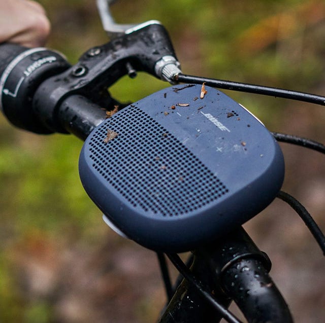bose speaker outdoors bike
