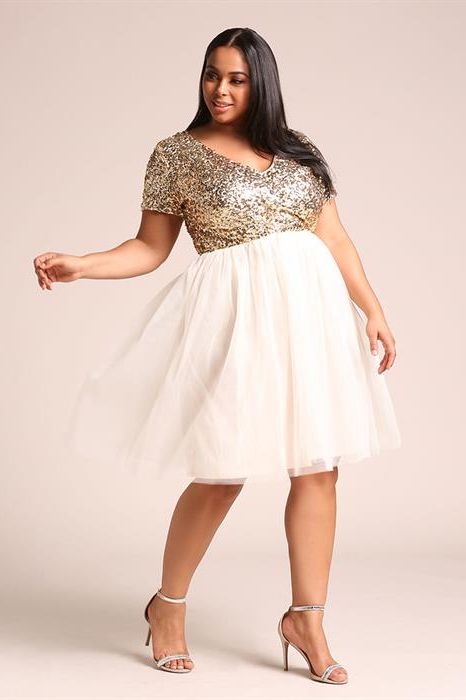 16 Gorgeous Plus Size Prom Dresses Of 2018 To Show Off Your Curves