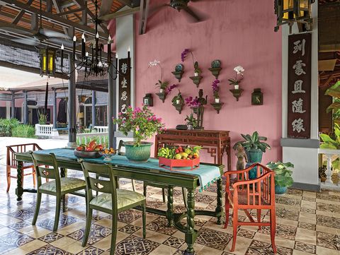 Tour A Tropical Getaway In The Vietnam Countryside
