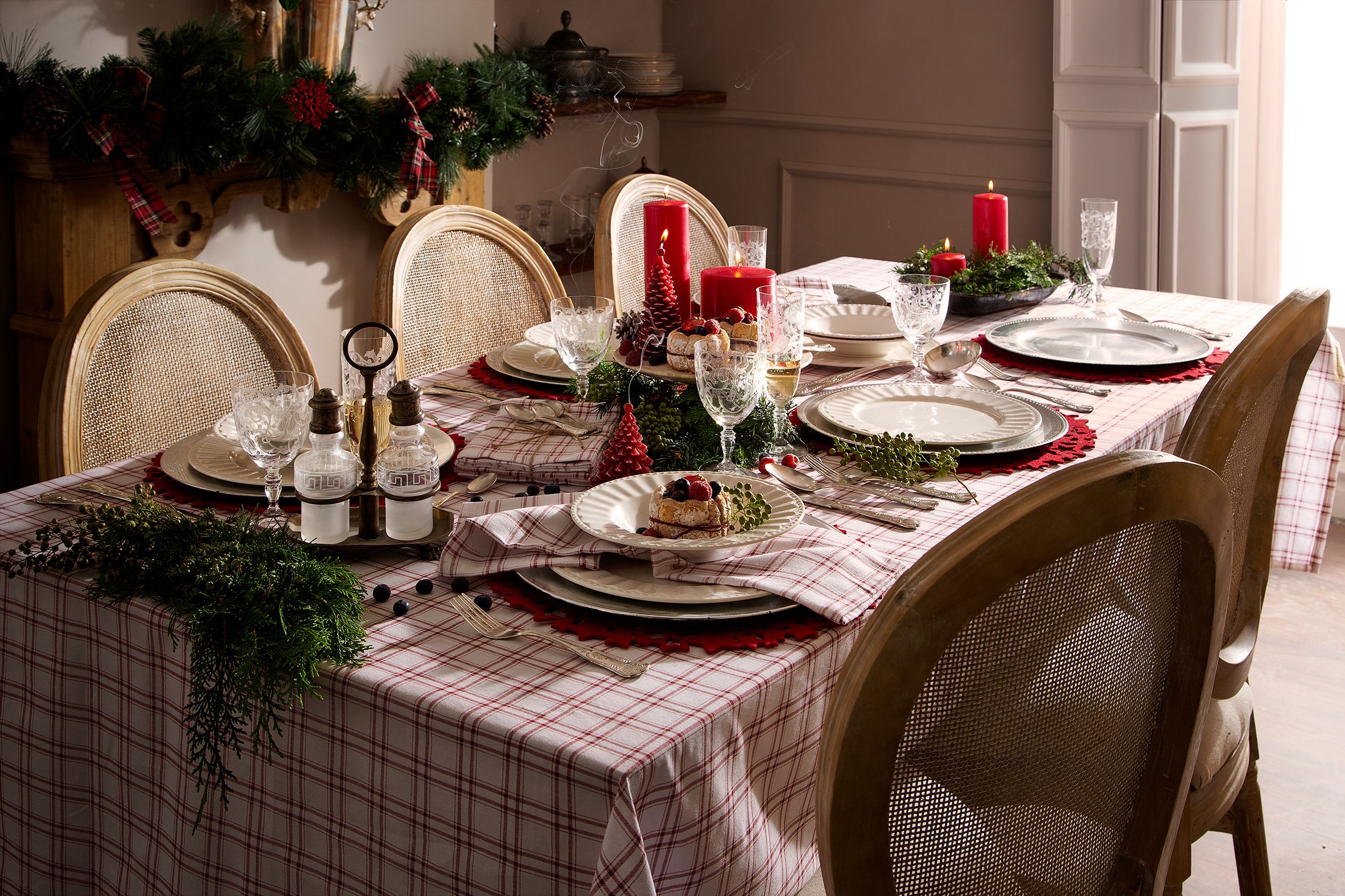 cada Desafío Inspirar Cómo decorar tu mesa en Navidad y acertar sea cual sea tu estilo