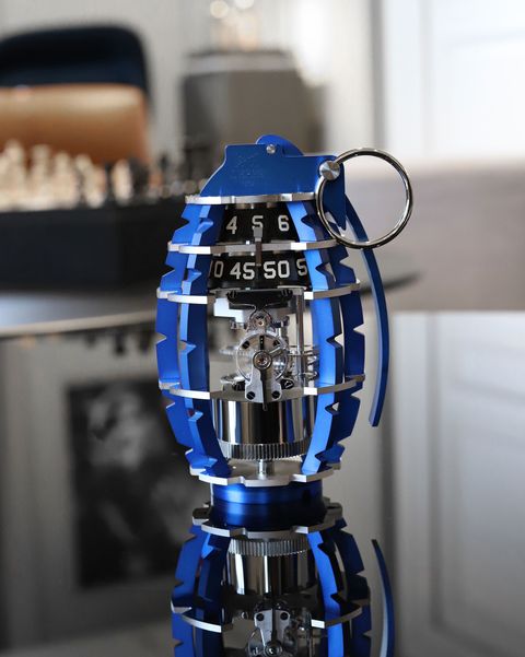 l’epée grenade clock in blue