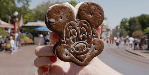 The Best Foods To Try At Disneyland - Disneyland Foods, Desserts and Treats