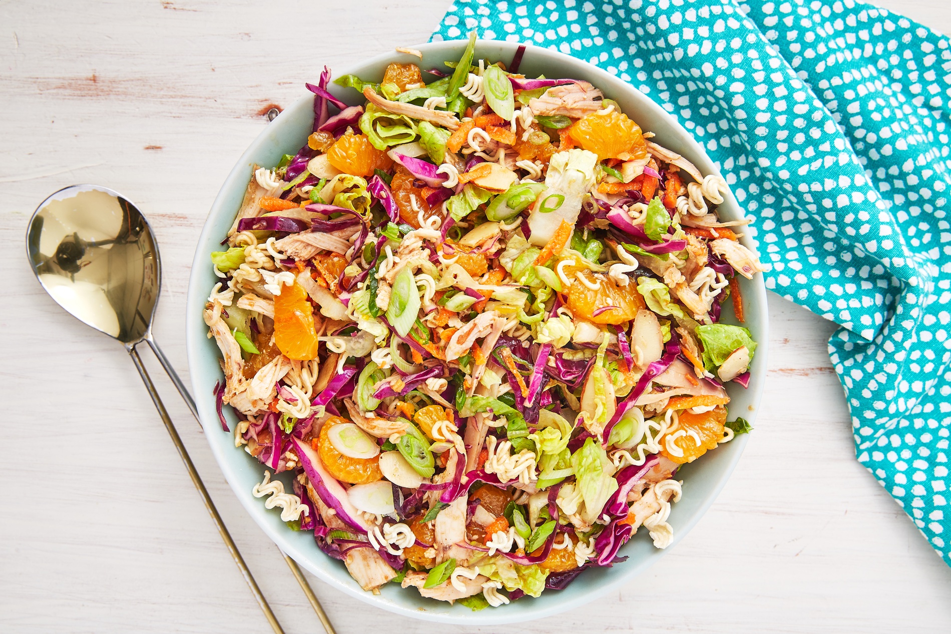 Crunchy Mandarin Orange-Chicken Salad Is The Healthy Weekday Lunch You Need