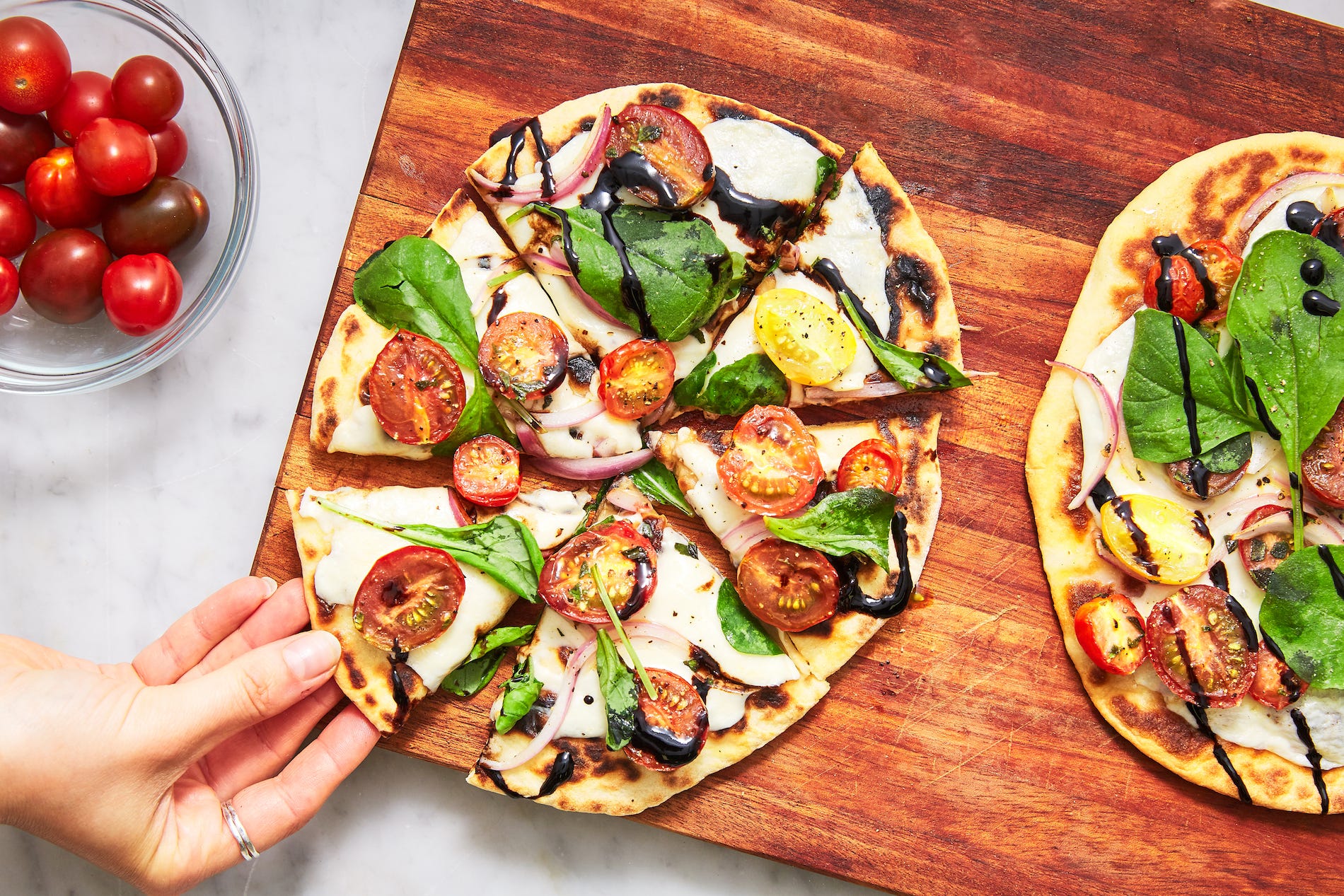 These Customizable Flatbreads Make At-Home Pizza Nights A Breeze