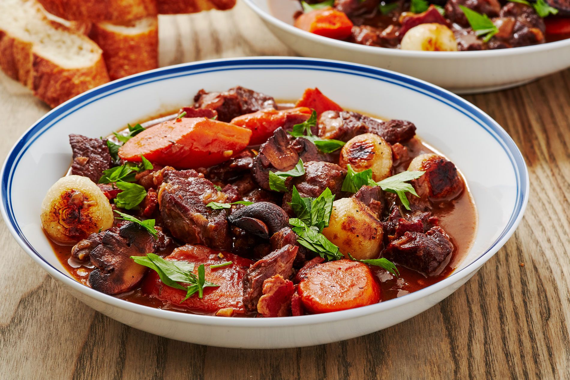 Quick And Easy Beef Bourguignon Now Cook This Recipe In 2021 - Rezfoods ...