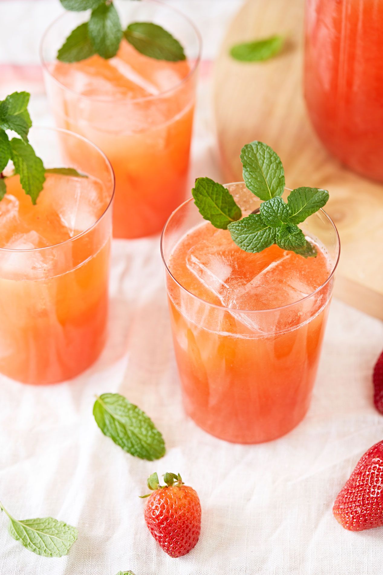 25+ Easy Non Alcoholic Party Drinks - Recipes For Alcohol-Free Summer Drinks