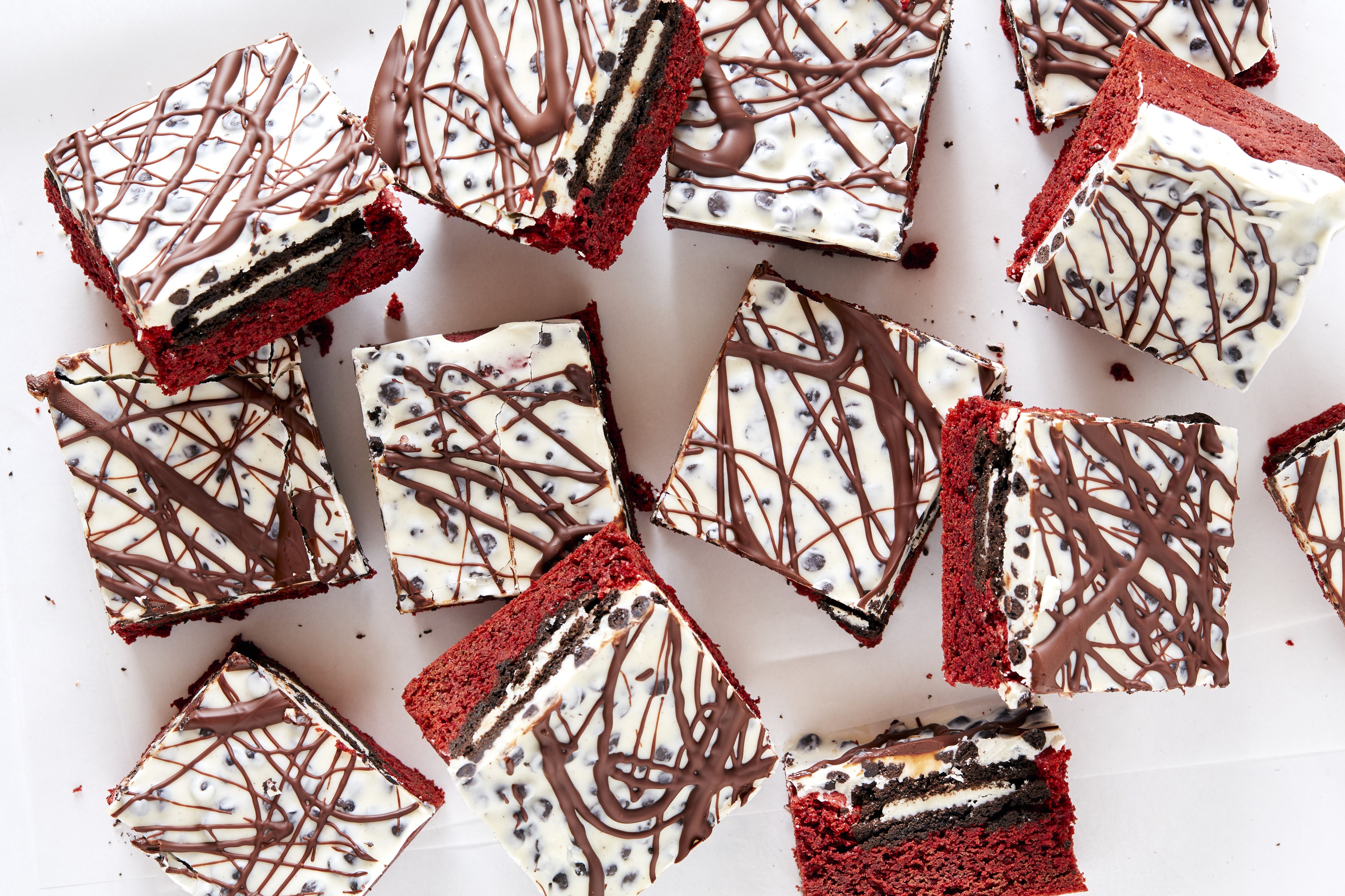 Red Velvet Cookies & Cream Bars-image