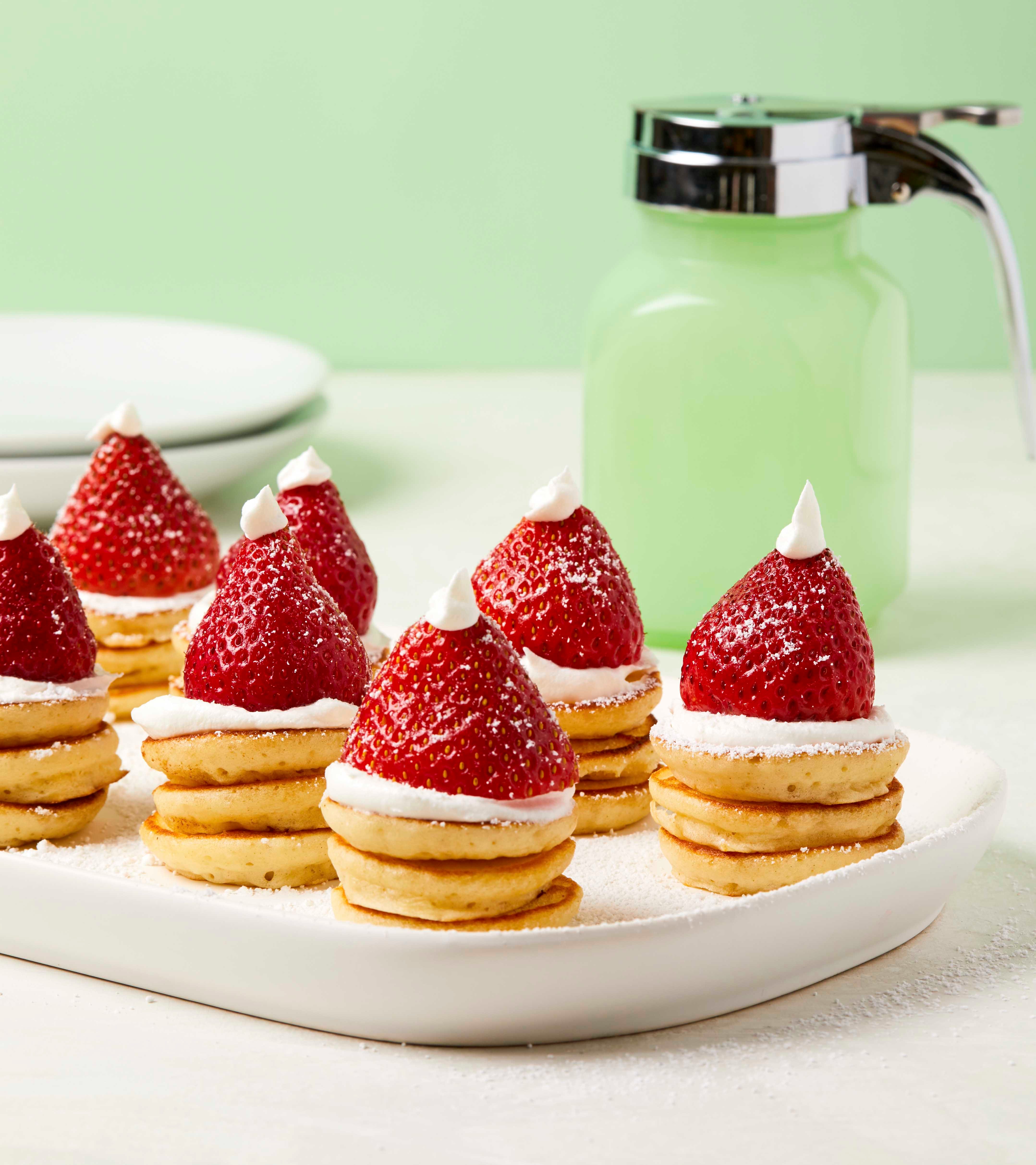 Santa Hat Pancakes Are The Cutest Way To Wake Up This Christmas