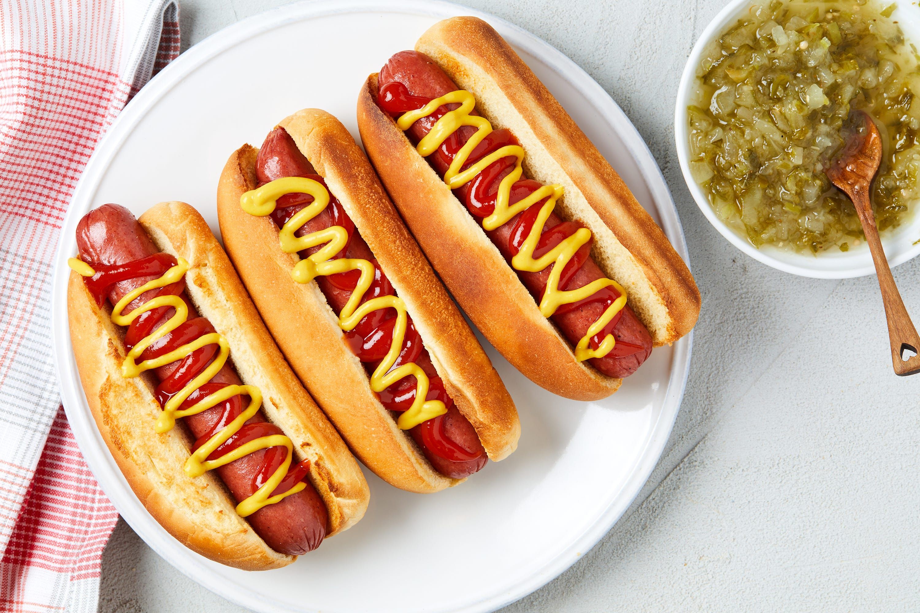 hot dog dog food