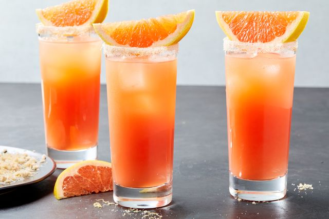 salty dog cocktail, grapefruit cocktail, how to make salty dog cocktail