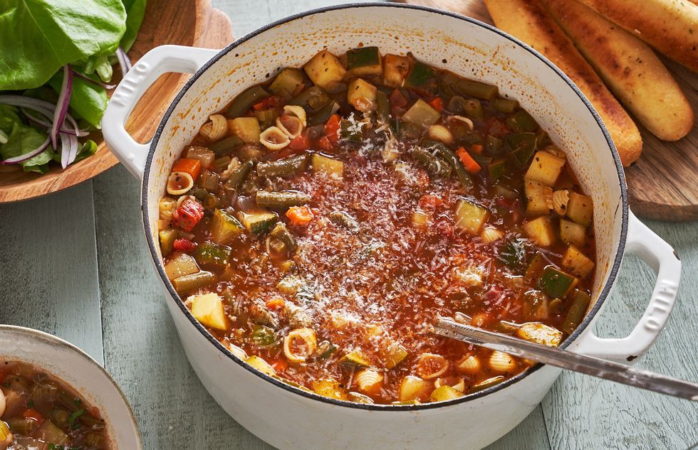 Best Olive Garden Minestrone Soup Recipe - How To Make Copycat Olive Garden Minestrone