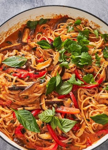 thai red curry coconut noodles