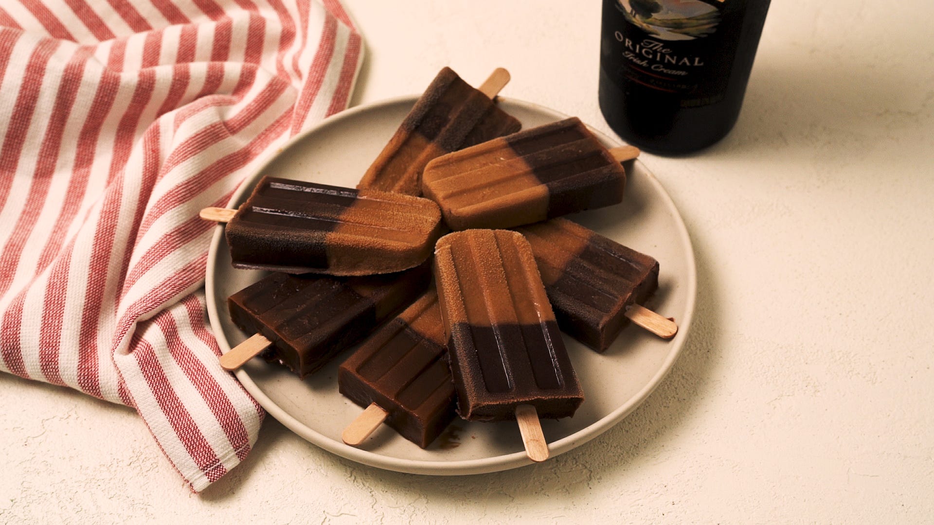 Baileys Irish Coffee Popsicles Are The Perfect Way To Cool Off This Summer