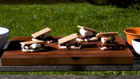 Blueberry Cheesecake S'mores - Delish.com