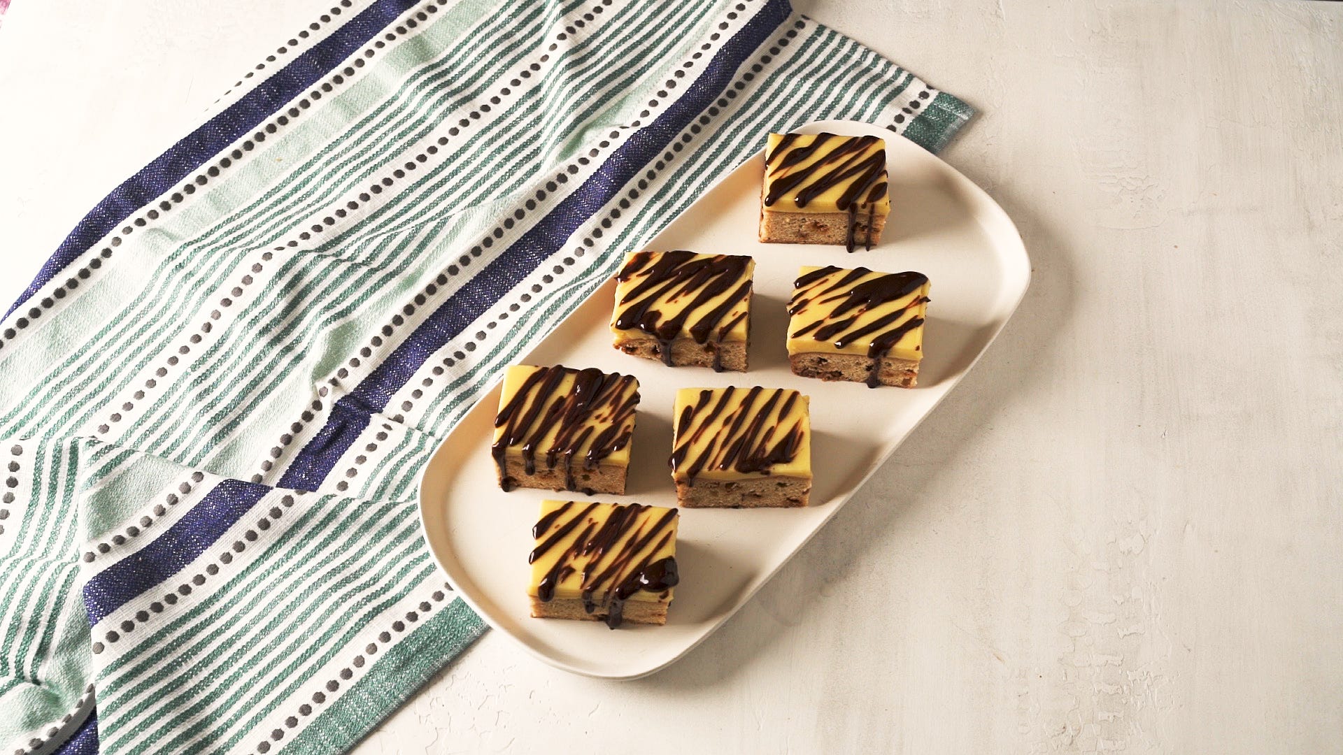 Boston Cream Blondies Are SO Indulgent