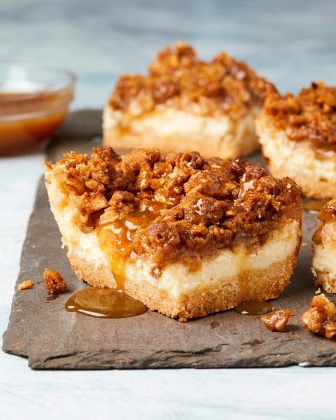 caramel apple cheesecake bars