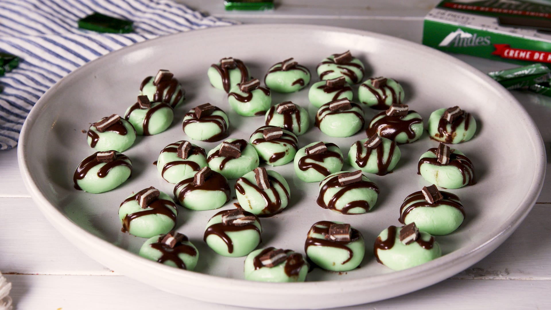 We Could Eat 1,000 Of These Chocolate Mint Buttons