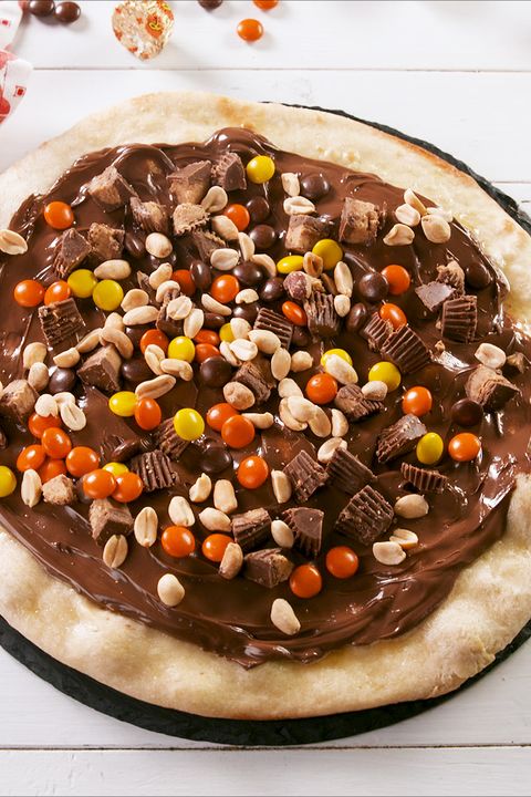 Chocolate Pizza - Delish.com