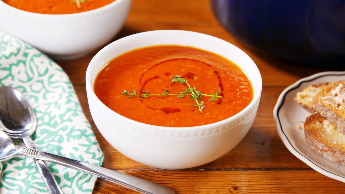 How To Make Canned Tomato Soup Creamier : Roasted Carrot Soup Recipe | Well Plated by Erin / If you prefer a heartier greens, kale or broccoli rabe can be added 5 minutes after the tortellini!