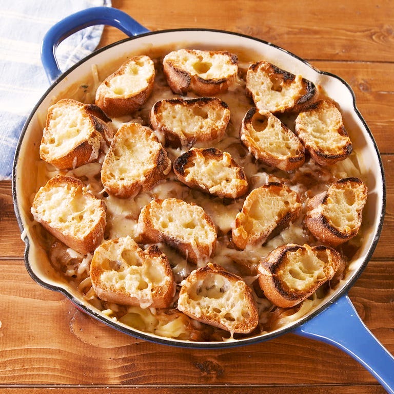 French Onion Fettuccine Alfredo Is A Dream Pasta Dish