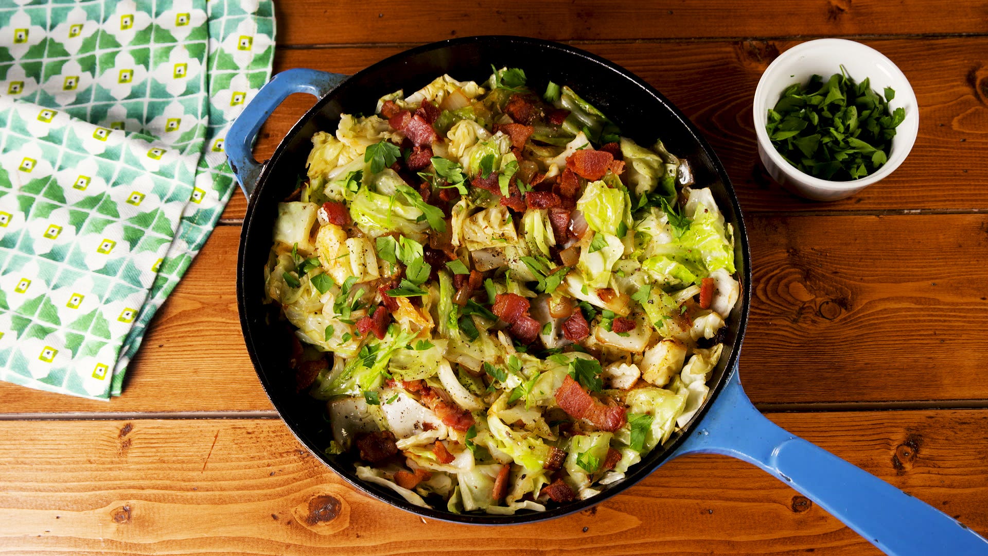 Bacon Fried Cabbage Is The Easiest Low-Carb Side