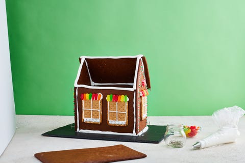 Best Gingerbread House Recipe - How to Bake A Gingerbread House