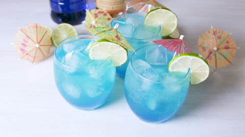 18 Easy Blue Cocktails - Best Blue Cocktail Drinks