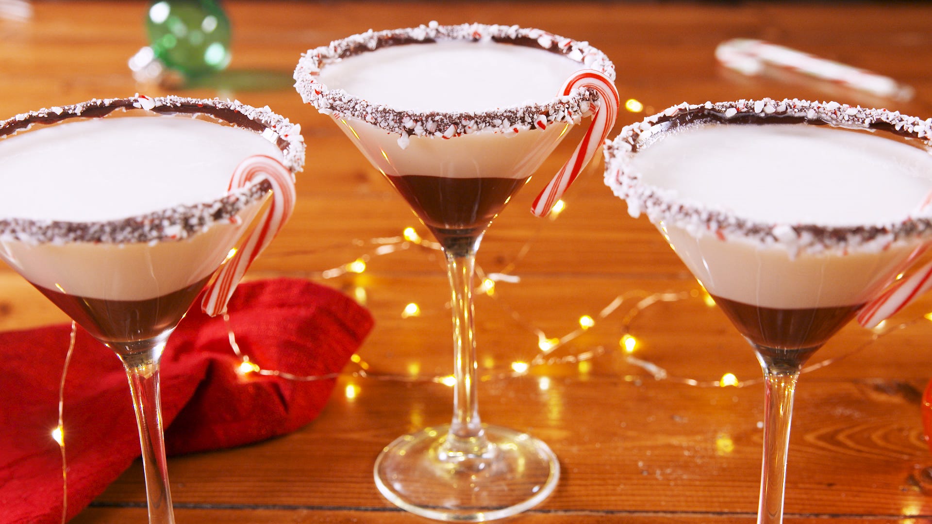 Love Peppermint Bark? You'll FLIP For These Peppermint Martinis