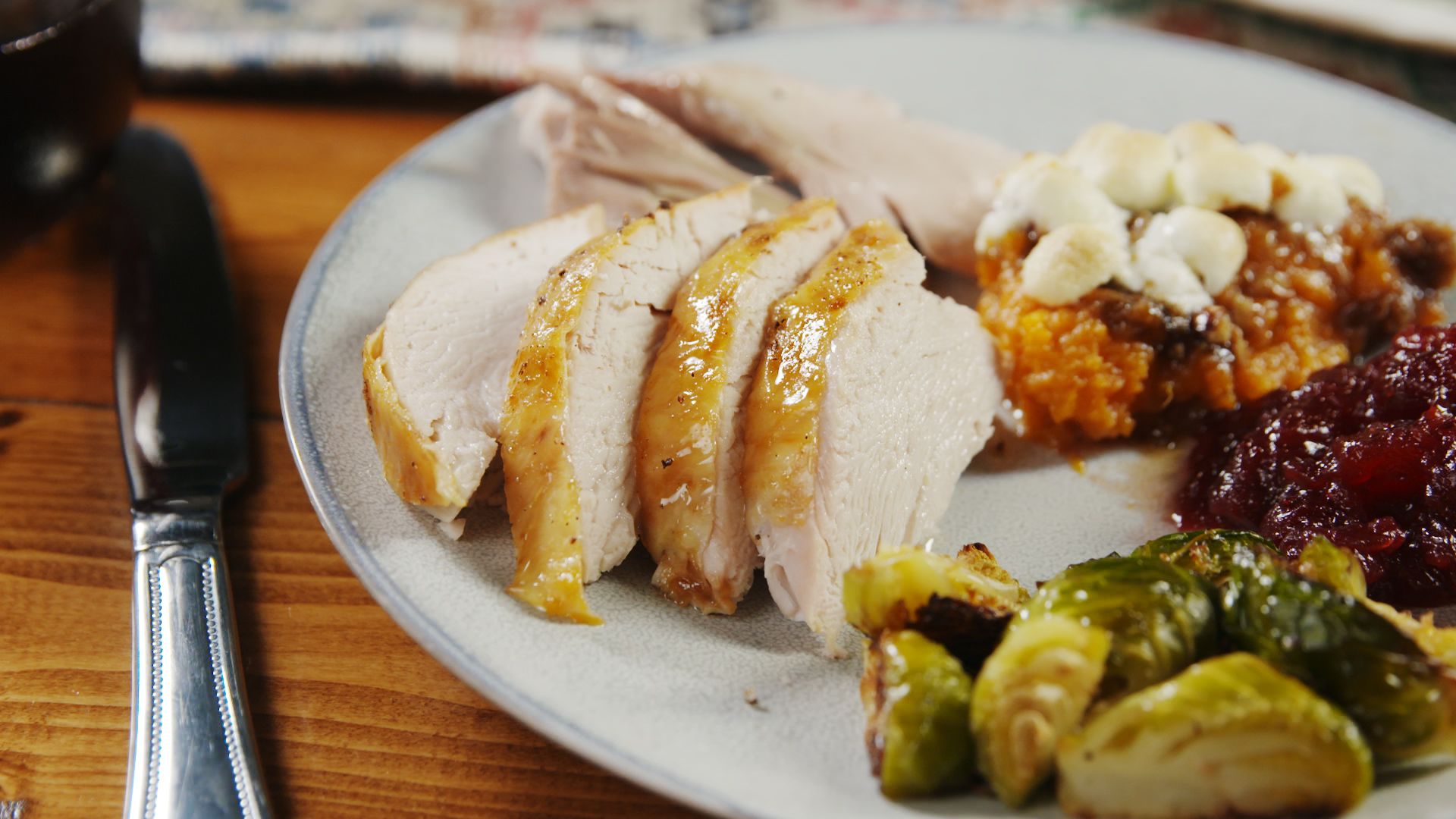 30 traditional thanksgiving dinner menu ideas and recipes delishcom - Southern Christmas Dinner Menu Ideas 30 traditional thanksgiving dinner menu ideas and recipes delishcom - Southern Christmas Dinner Menu Ideas