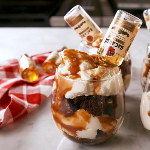 30 Best Boozy Desserts - Easy Alcoholic Desserts