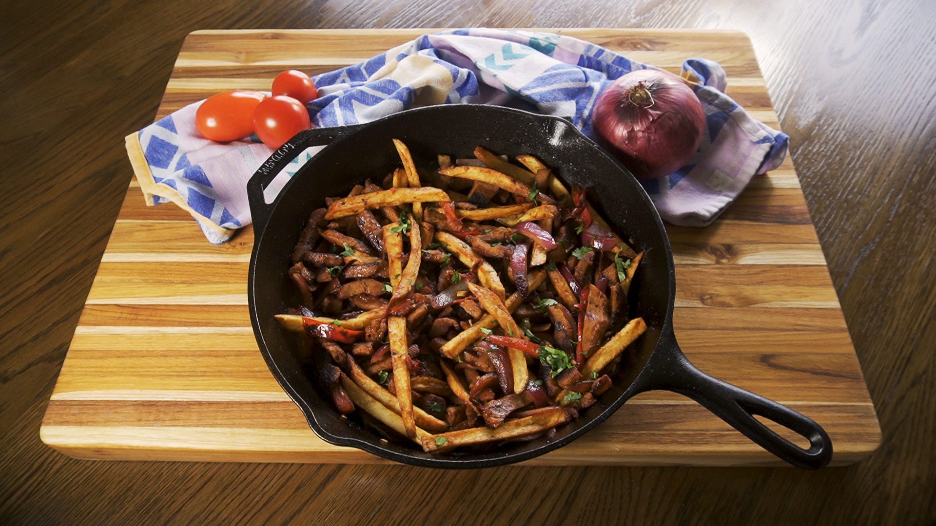 Seitan Lomo Saltado Is An Incredible Vegan Version of The Peruvian Classic