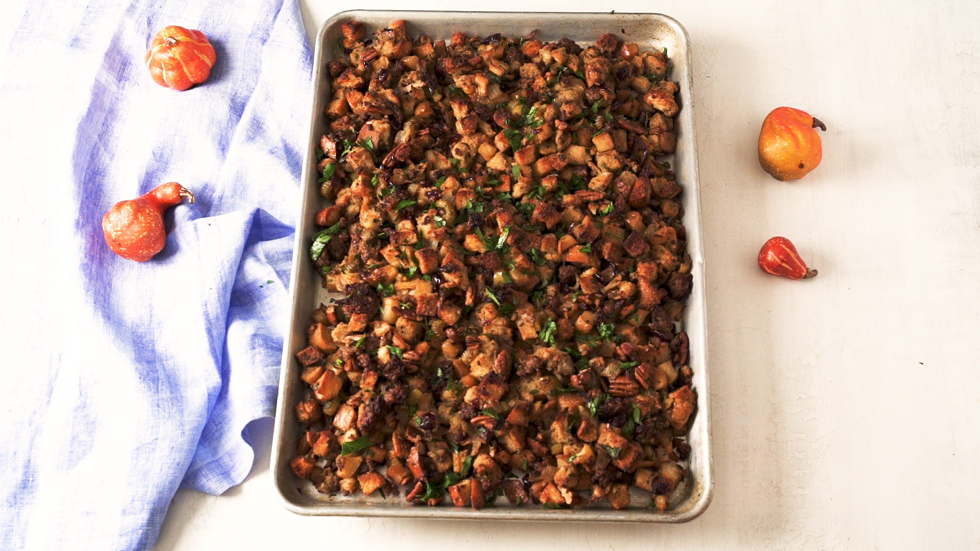 This Sheet Pan Stuffing Makes The CRISPIEST Stuffing Ever