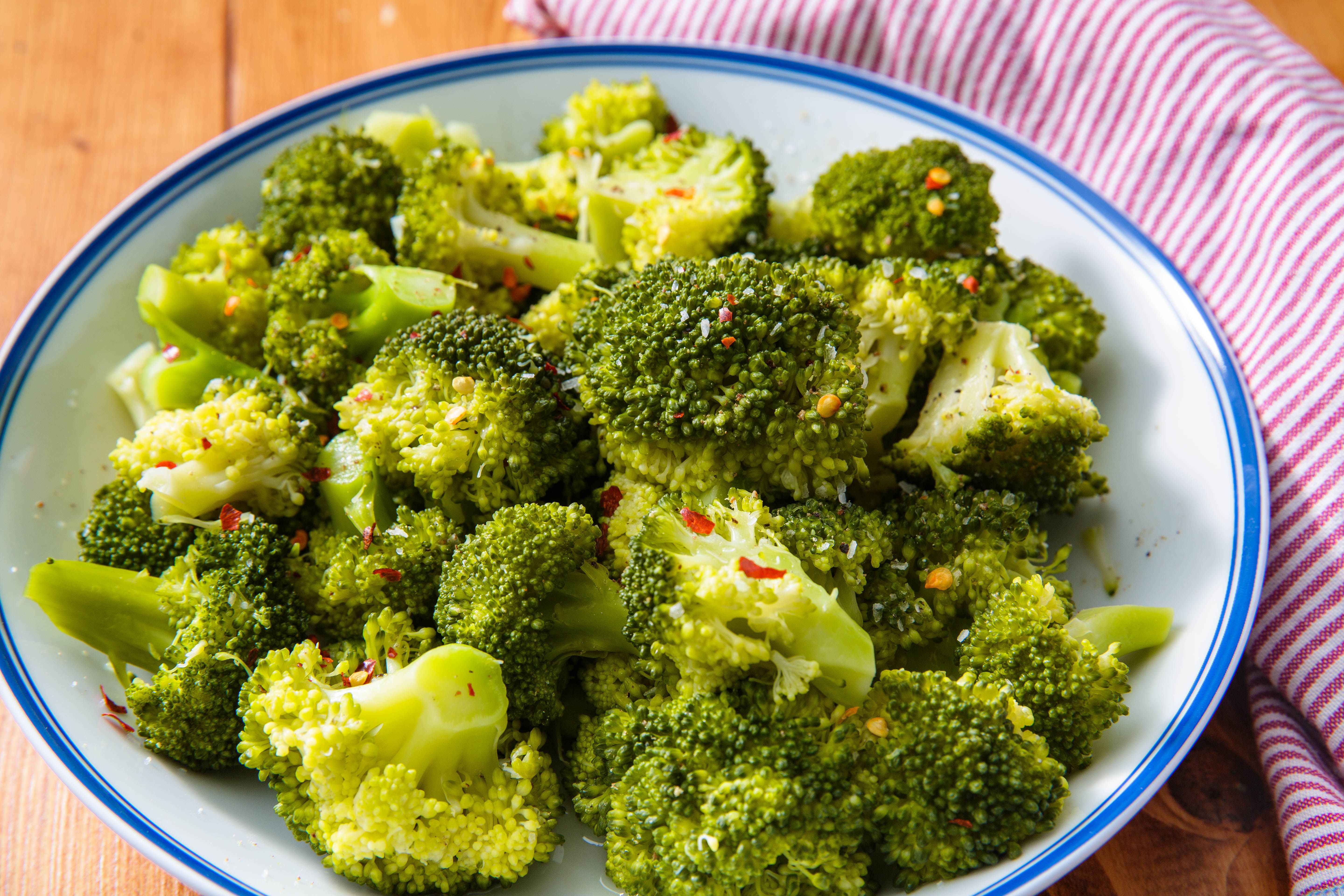 season steamed broccoli