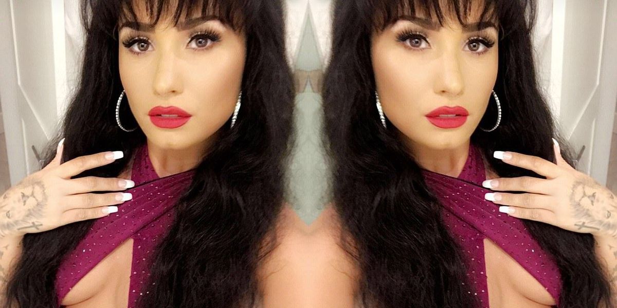 Demi Lovato Dressed Up As Selena In The Sexiest Cleavage Baring Jumpsuit