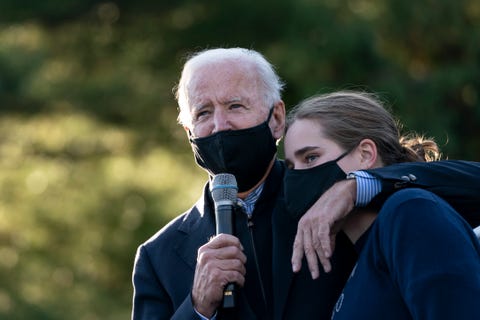 barack obama voert campagne met joe biden in michigan 3 dagen voor verkiezingen