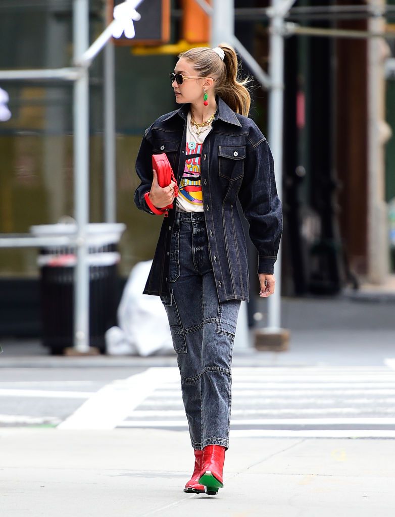 blue denim jacket outfit