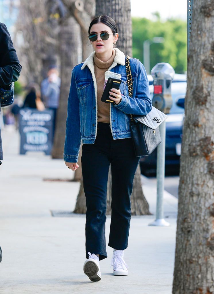 what to wear jeans jacket with