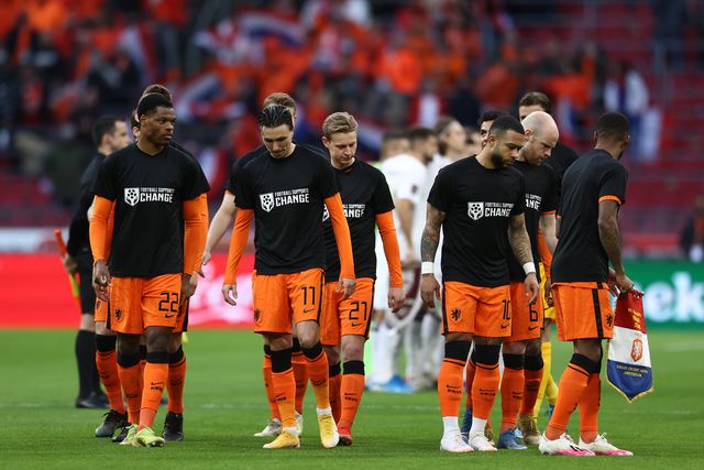 het nederlandse voetbalteam speelde een kwalificatiewedstrijd voor het wk in qatar