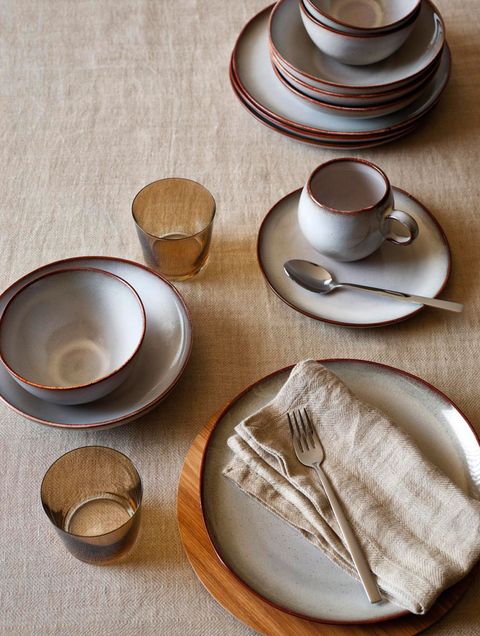 Dinnerware set, Dishware, Tableware, Plate, Serveware, Saucer, earthenware, Platter, Cup, Coffee cup, 
