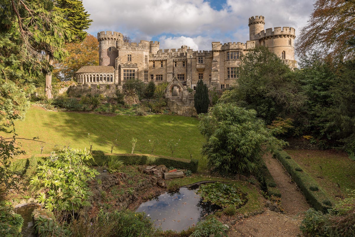 Grade I Listed Devizes Castle For Sale In Wiltshire