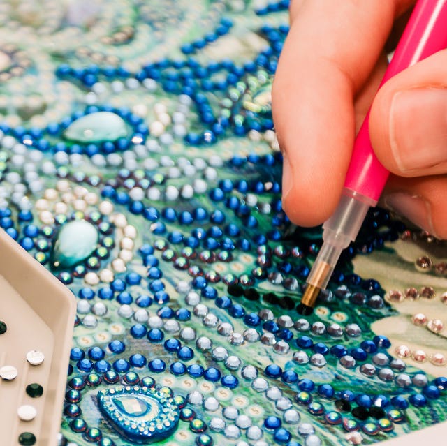 Diamond Painting: What It Is And The Best Kits To Buy