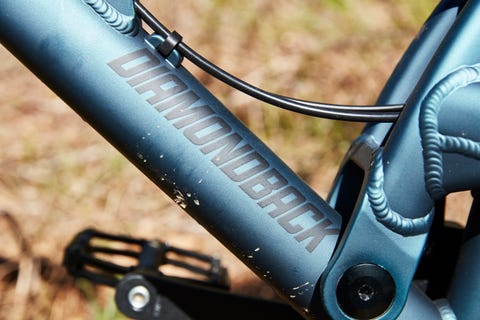 Diamondback Atroz