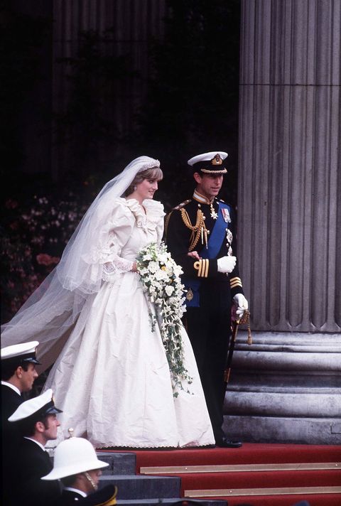 oppervlakte Blind vertrouwen Indrukwekkend Prinses Diana had een geheime tweede bruidsjurk