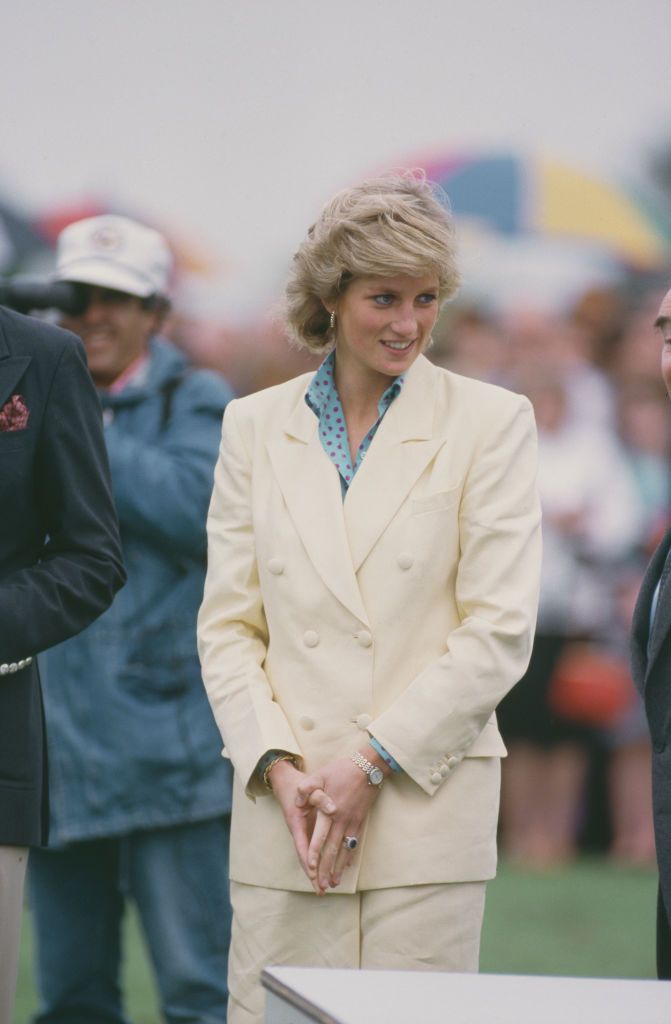 princess diana blazer and jeans